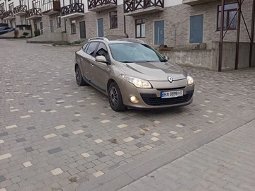 Авто Renault Megane 2011 № 8703515
