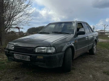 Авто Mazda 323 1989 № 8703516