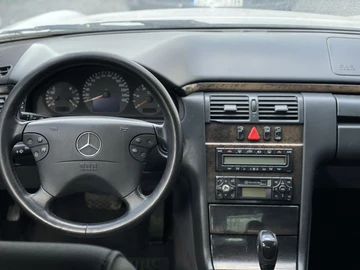 Авто Mercedes E Серия 2001 № 8703649