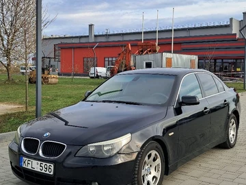 Авто BMW 5 Серия 2004 № 8703731