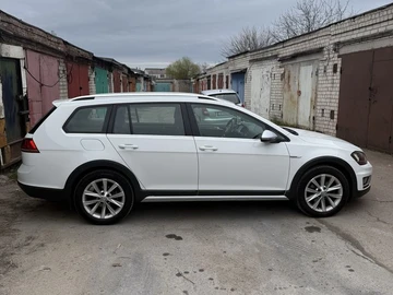 Авто Volkswagen Golf 2016 № 8703758