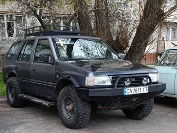 Авто Opel Frontera 1993 № 8703761