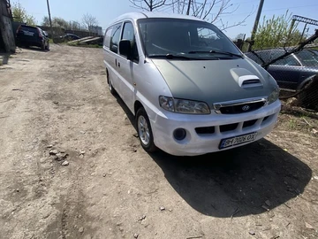 Авто Hyundai H200 2002 № 8703868