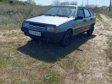 Авто ВАЗ 21093 1992 № 8703922