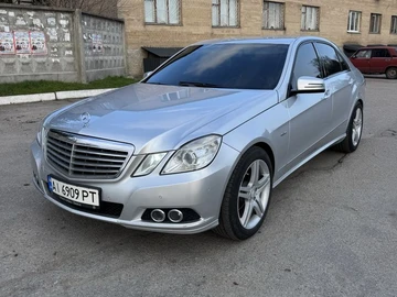 Авто Mercedes 220 2011 № 8704062