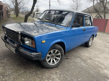 Авто ВАЗ 2107 2005 № 8704076