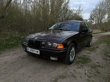 Авто BMW 3 Серия 1992 № 8704137