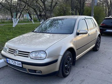 Авто Volkswagen Golf 2003 № 8704124