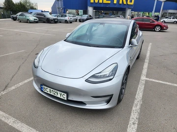 Авто Tesla Model 3 2018 № 8704266