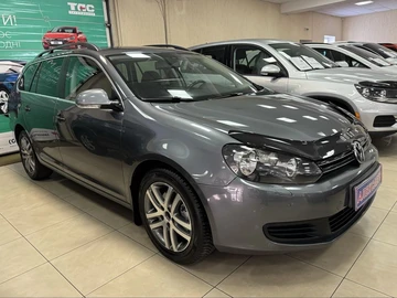 Авто Volkswagen Golf 2010 № 8704271