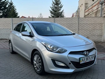 Авто Hyundai I30 2014 № 8704281