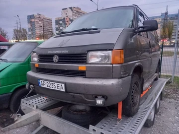 Авто Volkswagen Transporter 1998 № 8704550