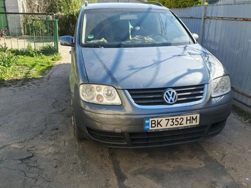 Авто Volkswagen Touran 2006 № 8704589