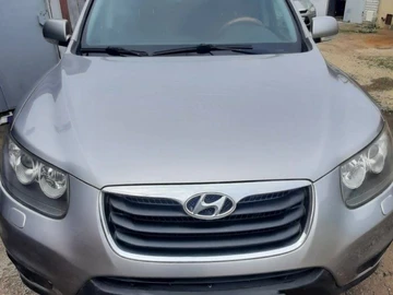 Авто Hyundai Santa Fe 2011 № 8704794