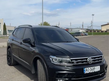 Авто Volkswagen Tiguan 2021 № 8704899