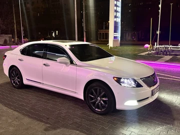 Авто Lexus Ls Серія 2007 № 8704956