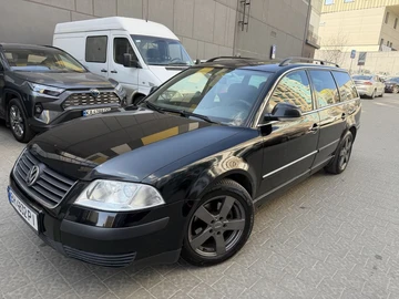 Авто Volkswagen Passat Variant 2004 № 8704960