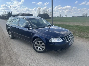 Авто Volkswagen Passat Variant 2003 № 8705021