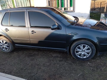 Авто Volkswagen Golf 1999 № 8705031