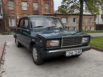 Авто ВАЗ 2107 2002 № 8705043