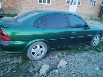 Авто Opel Vectra 1996 № 8705126