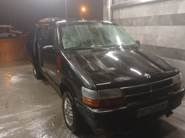 Авто Chrysler Voyager 1994 № 8705221
