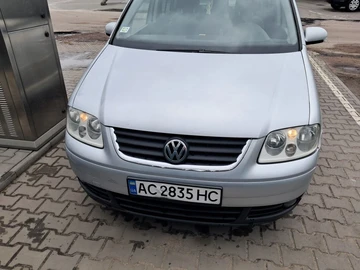 Авто Volkswagen Touran 2004 № 8705787