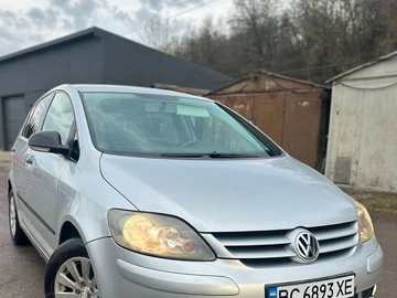 Авто Volkswagen Golf Plus 2006 № 8705839