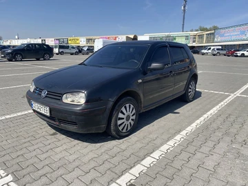 Авто Volkswagen Golf 1999 № 8705890