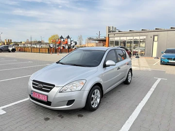 Авто KIA Cee X27 D 2009 № 8705910