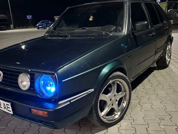 Авто Volkswagen Golf 1990 № 8705983