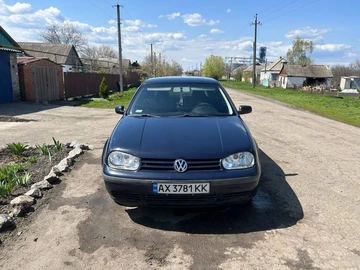 Авто Volkswagen Golf 2001 № 8706202