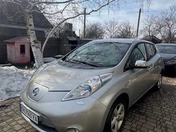 Авто Nissan Leaf 2013 № 8706207
