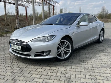 Авто Tesla Model S 2014 № 8706416