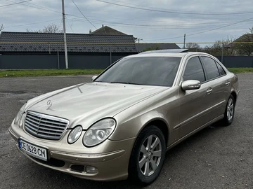 Авто Mercedes 220 2002 № 8706436