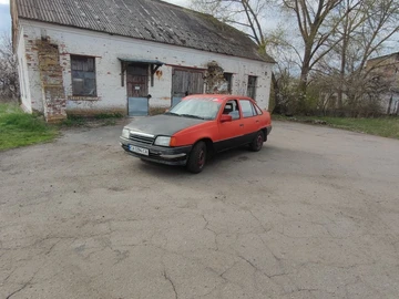 Авто Opel Kadett 1988 № 8706523