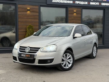 Авто Volkswagen Jetta 2010 № 8706603