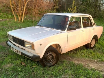 Авто ВАЗ 2105 1986 № 8706647