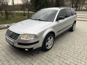 Авто Volkswagen Passat Variant 2001 № 8706905