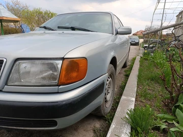 Авто Audi 100 1991 № 8707016