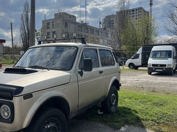 Авто ВАЗ 2121 1988 № 8707063