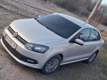 Авто Volkswagen Polo 2013 № 8707074