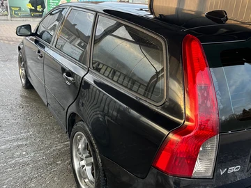 Авто Volvo V50 2010 № 8707218