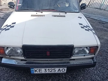 Авто ВАЗ 2107 1996 № 8707524