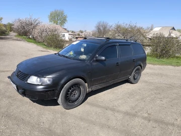 Авто Volkswagen Passat Variant 1999 № 8707697