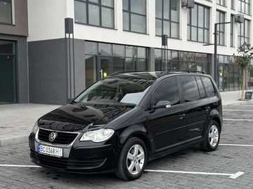 Авто Volkswagen Touran 2008 № 8707792