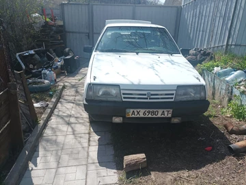 Авто ВАЗ 21099 1997 № 8707910