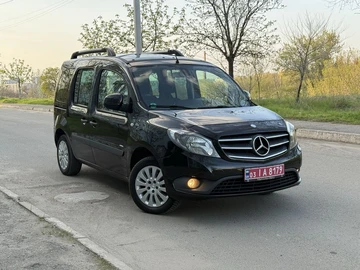 Авто Mercedes Mb 2017 № 8707963