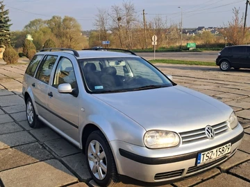 Авто Volkswagen Golf 2000 № 8708107