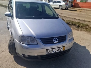 Авто Volkswagen Touran 2003 № 8708254